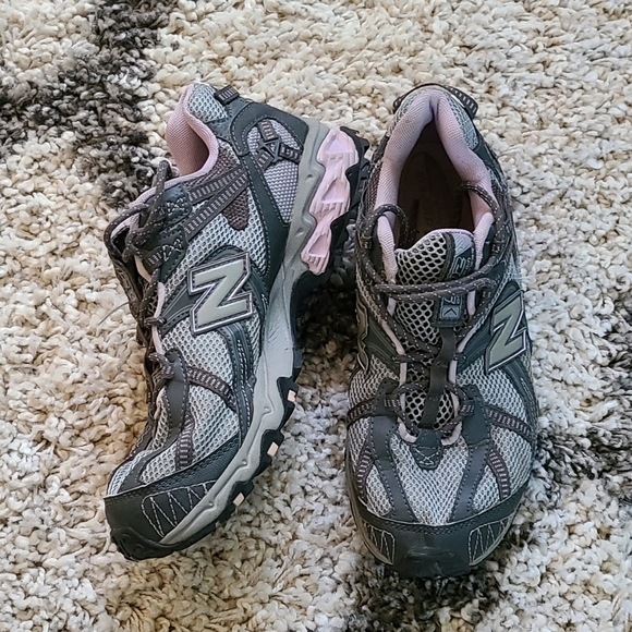 new balance 572 women silver